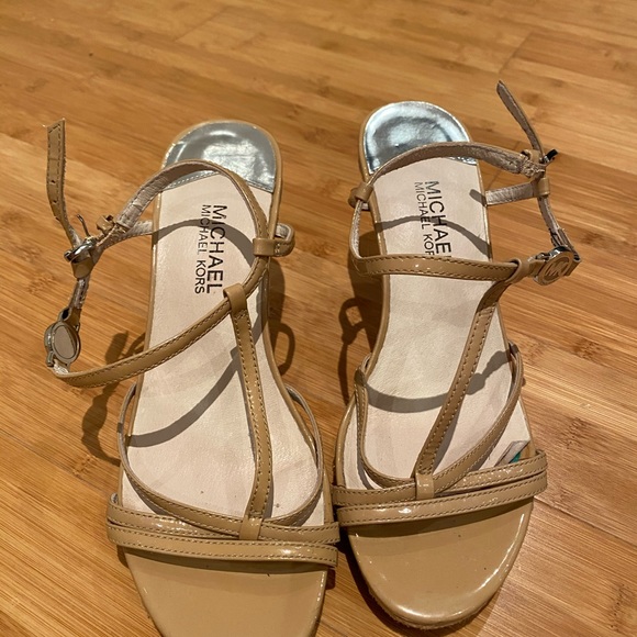 Michael Kors heels - Picture 4 of 4